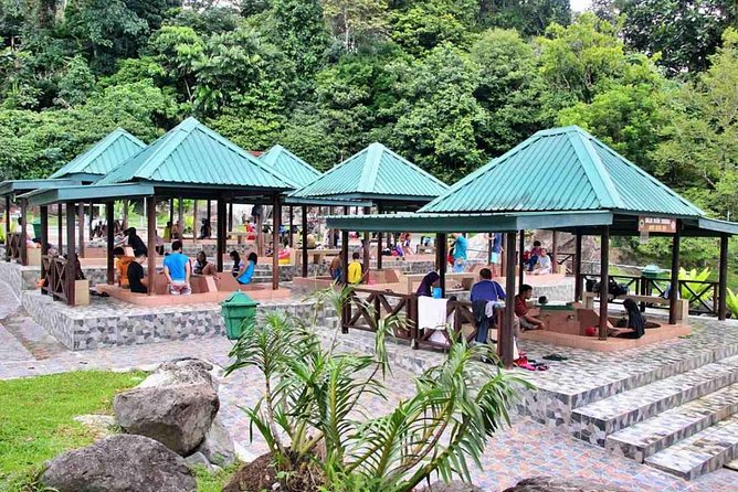 2d1n Kinabalu Park & Poring Canopy Walk & Desa Cow Farm Tour - Poring Hot Springs combines a meal with a soak