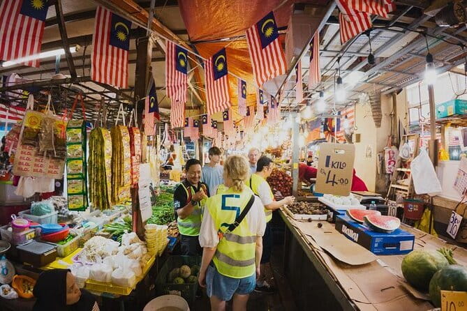 4-Hour Inspiring KL Cycling Tour - Chow Kit Market, where KL feels most local