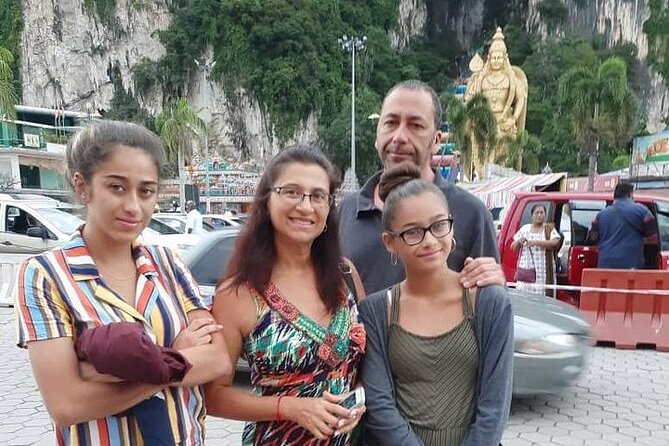 Batu Caves & Kuala Gandah Elephant Sanctuary Full-Day Tour - Who should book this experience?