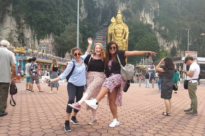 Batu Caves & Putrajaya Highlights: Landmarks & Botanical Garden - Putrajaya’s grand arrival