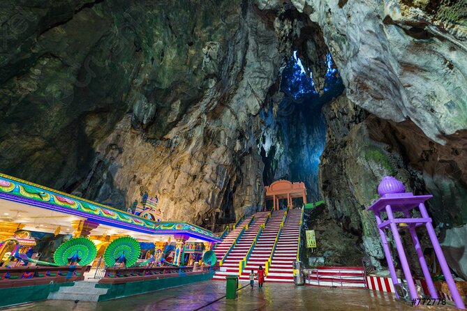 Batu Caves,Waterfalls and Hot Springs Tour With Lunch - Batu Caves and the famous 272-step climb