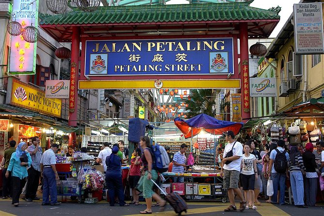 Best of KL at Night – Iconic Sights, Local Life & City Lights - Petronas Twin Towers, ten minutes for the classic photograph
