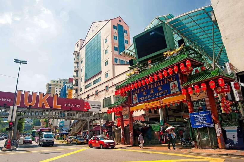 Best of Kuala Lumpur Tour with Twin Tower Entry - The driver guide can shape the whole day