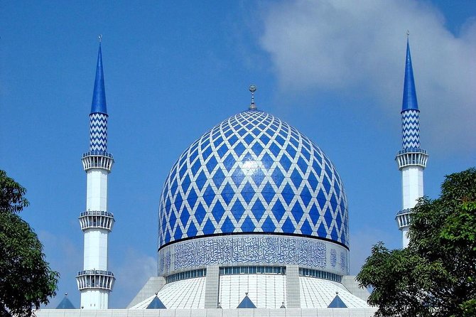Blue Mosque And Batu Caves Tour - Sultan Salahuddin Abdul Aziz Shah Mosque in Shah Alam