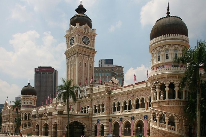 City and Batu Caves Tour - Batu Caves and the climb to the main temple
