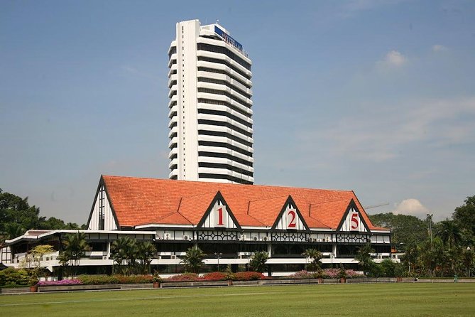 City and Batu Caves Tour - Parliament, the National Mosque, and Malaysia’s modern story