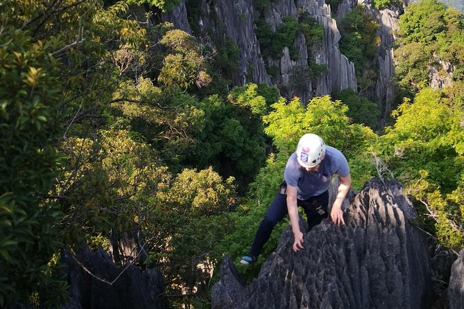 Climb and Abseiling Hidden Pinnacles of Takun - Why Bukit Takun makes a good change from Batu Caves