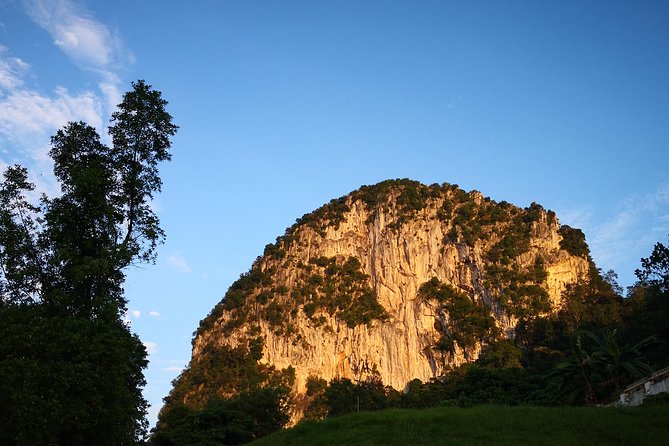 Climb and Abseiling Hidden Pinnacles of Takun - The pinnacle viewpoint around 11:30 a.m.