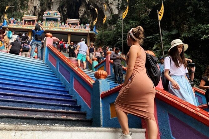 Countryside Tour Waterfall, Hot Springs & Batu Caves With Lunch - Lunch adds comfort and local flavor