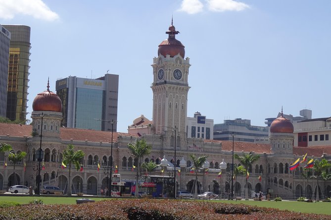 Day Tour Kuala Lumpur City, Batu Caves, Little India, Chinatown - Twin Towers and KL Tower photo stops