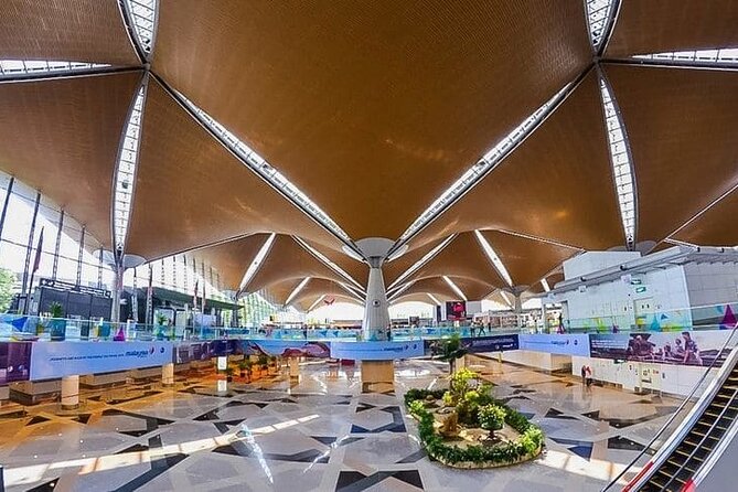 Departure Transfer : Kuala Lumpur City to Kuala Lumpur International Airport - The 50 to 60 minute ride to KLIA