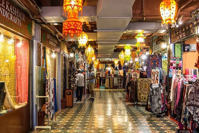 Discover The Best of Kuala Lumpur by Night - Chinatown and Petaling Street: one hour of food, stalls, and tea