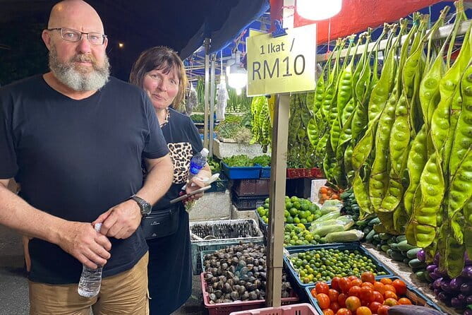 Eat Like a Local in Kuala Lumpur - The guides are part of the value