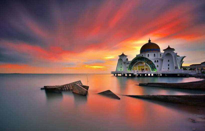 From Kuala Lumpur: Historical Private Malacca Day Tour - Peranakan food and the Baba Nyonya Heritage Museum