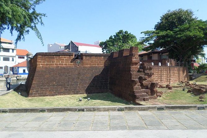 Full-Day Malacca City Tour from Kuala Lumpur - Harmony Street’s temple and mosque