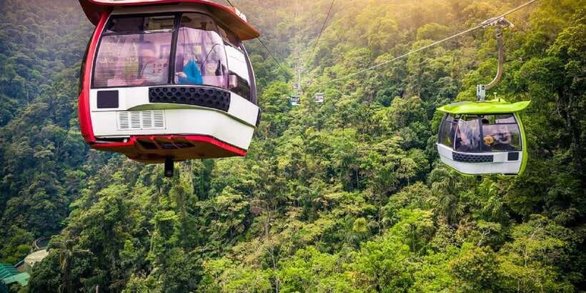Genting Highland: Private Day Trip from Kuala Lumpur - Riding the Genting Skyway above the rainforest