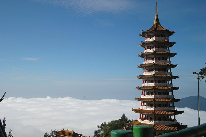 Genting Highlands & Batu Caves Day Tour + Chin Swee Temple - Genting Resort packs entertainment into one hour