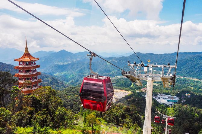 Genting Highlands & Batu Caves Day Tour + Chin Swee Temple - Batu Caves gives the morning a strong start