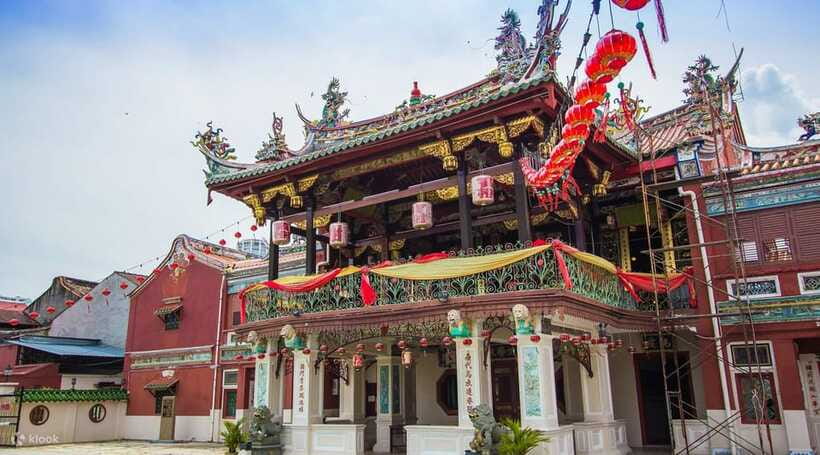 George Town: 5-Hour Penang Island City Tour - How the private transport changes the experience