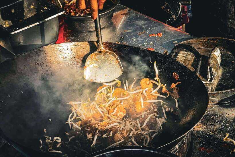 George Town: Authentic Food Tour with 12+ Tastings - Key points at a glance