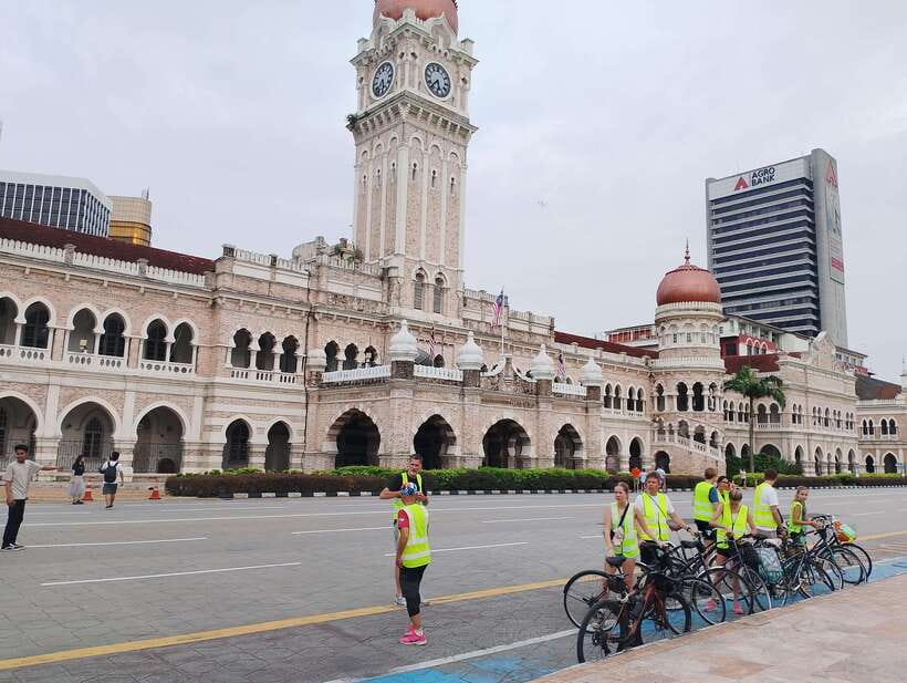 Hidden Kuala Lumpur: 4-Hour Bike Tour - What the Small Group Changes