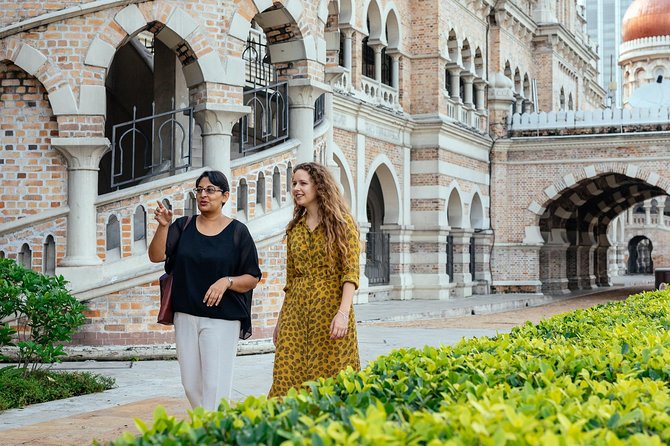 Highlights & Hidden Gems With Locals: Best of Kuala Lumpur Private Tour - Why this tour works well on a first visit