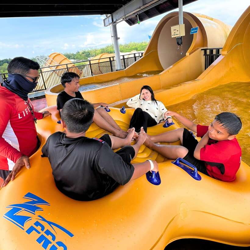 Johor: Adventure Waterpark Desaru Coast Entry Ticket - Kraken’s Revenge for serious water-ride fans