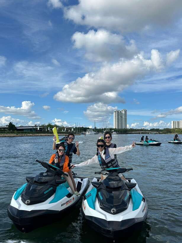 Johor Bahru : Seadoo JetSki 30mins Self Ride Tour (Double) - Riding 16 kilometers through the Johor Straits