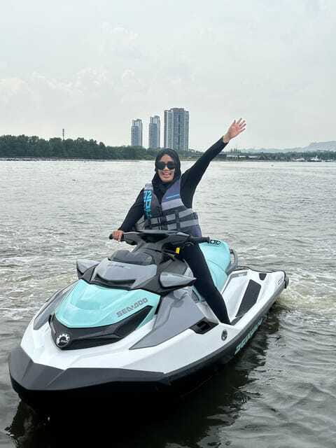 Johor Bahru : Seadoo JetSki 30mins Self Ride Tour(Single) - Passing The Zon Ferry Terminal and Stulang Beach