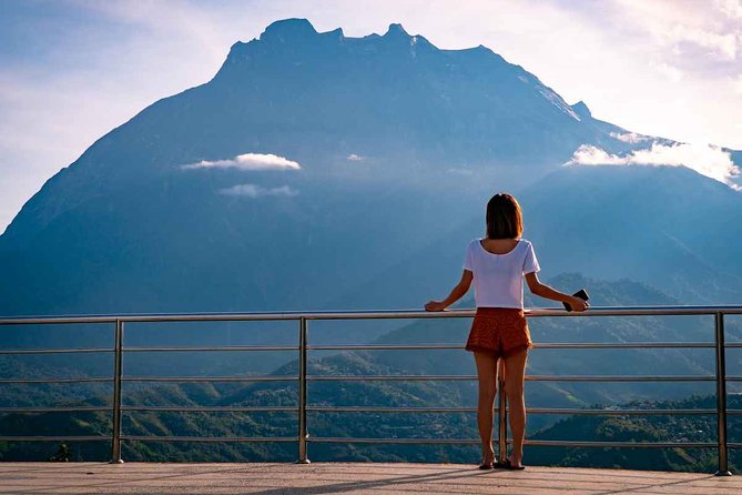 Kinabalu Park With Rumah Terbalik & Desa Cow Farm - Rumah Terbalik: a quick, playful first stop