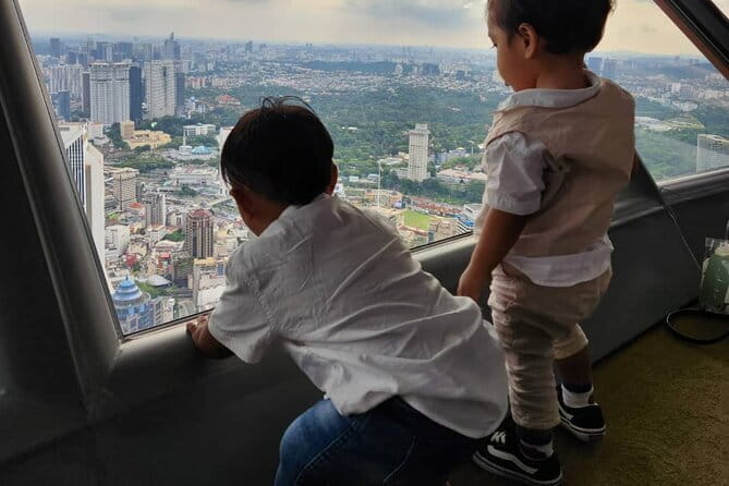KL Tower Atmosphere 360 Revolving Dinning Experience - Service, seating, and possible waiting time