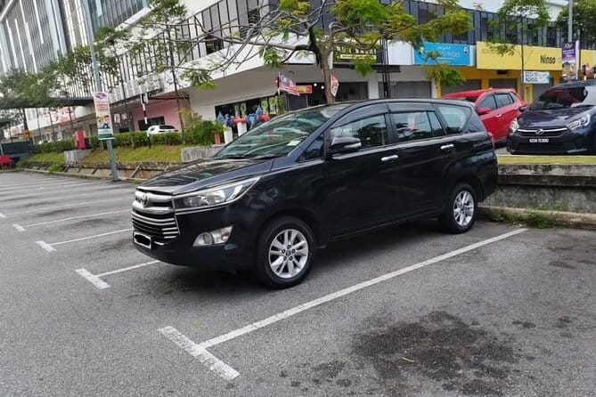 KLIA Airport Transfer-Pick Up/Drop Off Around 80km - Choosing between KLIA1, KLIA2, and the city