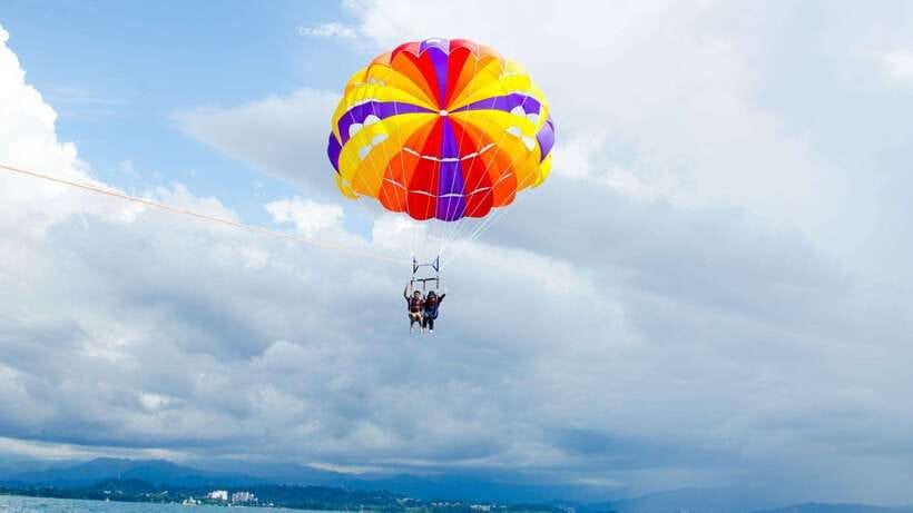 Kota Kinabalu: Snorkeling & Island Hopping Sapi & Manukan - Sapi Island: Good Water, Limited Space