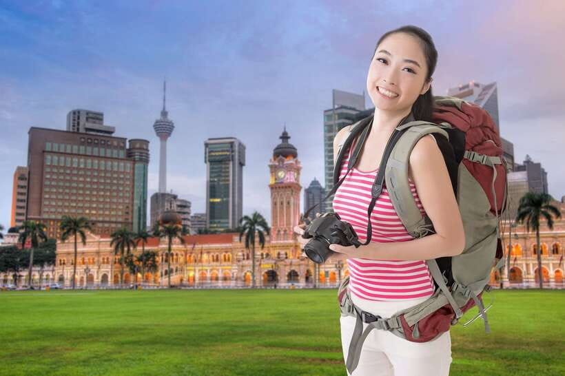 Kuala Lumpur: 4-Hour Authentic Local Markets & Event Tour - Chinatown: bargain stalls and a second food stop