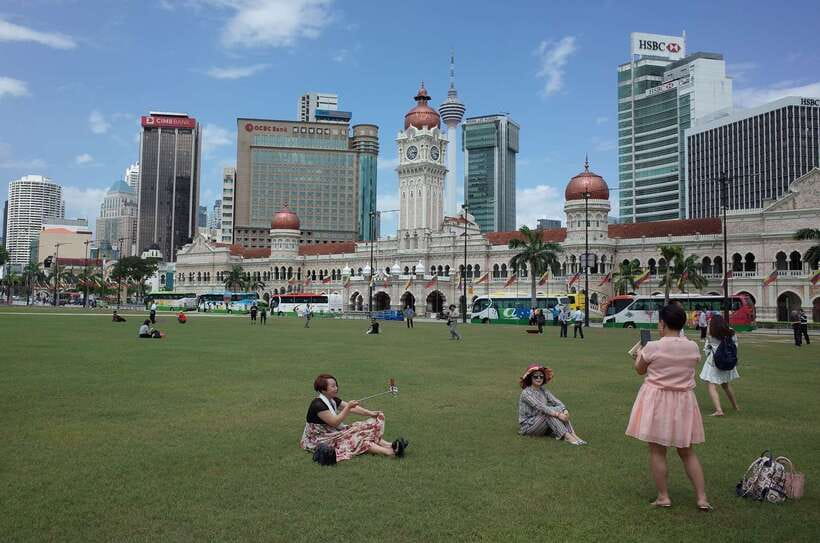 Kuala Lumpur 4-Hour Religious Harmony Tour - Kuala Lumpur sights between the temples