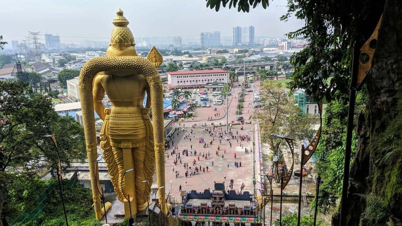 Kuala Lumpur Adventure:Kanching Falls, Ramayana & Batu Caves - Batu Caves and the 272-step climb