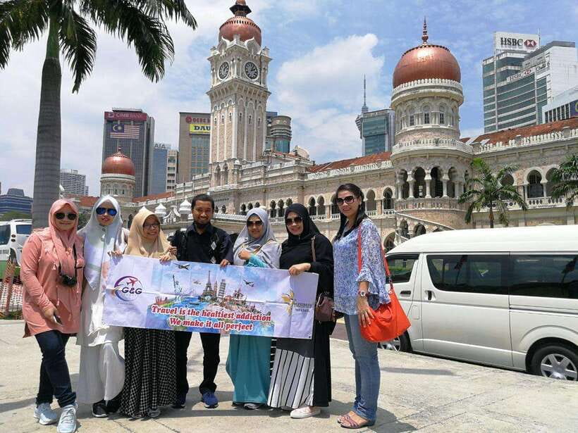 Kuala Lumpur: Batu Caves, Thean Hou Temple & National Mosque - Practical clothing and preparation tips