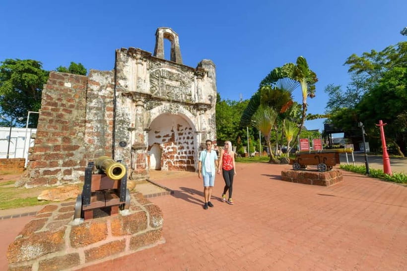 Kuala Lumpur: City Highlights, Batu Caves, and Malacca Tour - What the private format really buys you