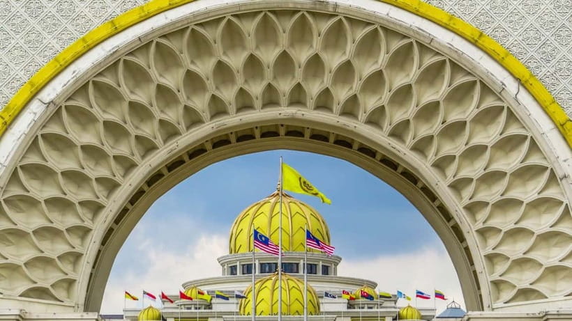 Kuala Lumpur: City Highlights, Batu Caves, and Malacca Tour - Who should book this day out?