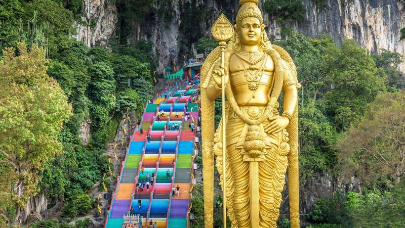 Kuala Lumpur: City Sights, Batu Caves and Fireflies Day Trip - Rivers, mosques and the modern Golden Triangle
