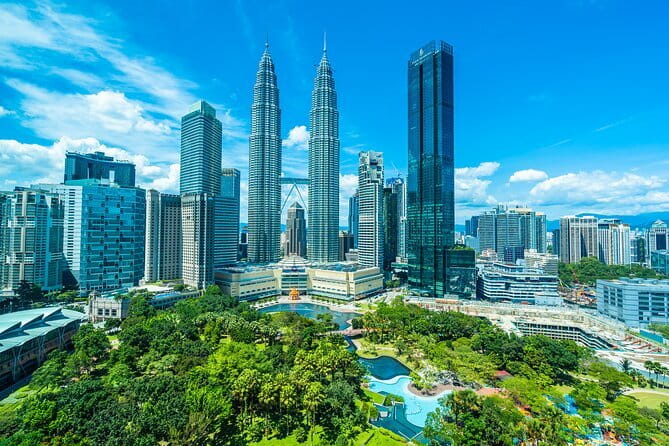 Kuala Lumpur City Tour with 21 Attraction (Private) - Key Points at a Glance