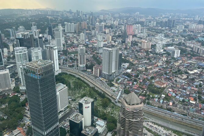 Kuala Lumpur City Tour with Petronas Twin Tower Admission Ticket - Beryl’s Chocolate Kingdom adds a shopping stop