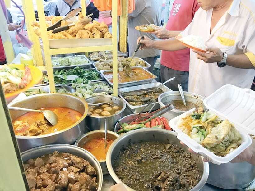 Kuala Lumpur: Evening Food Tour by Bike - Is $76 good value for three hours?