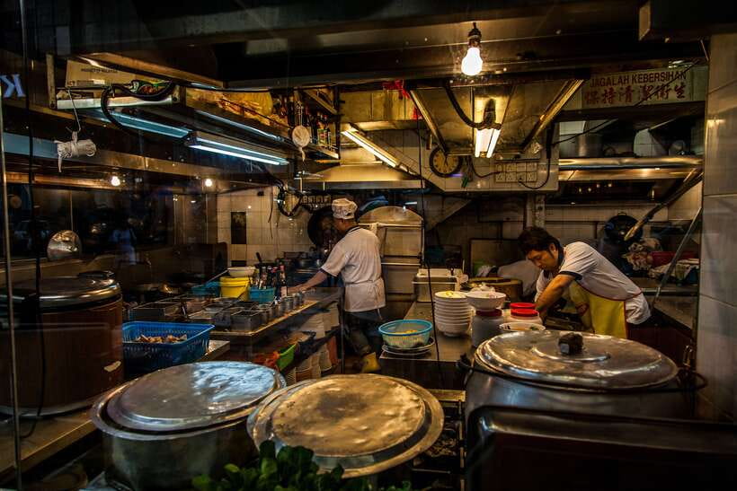 Kuala Lumpur: Evening Food Tour by Bike - Starting from Desa Pandan