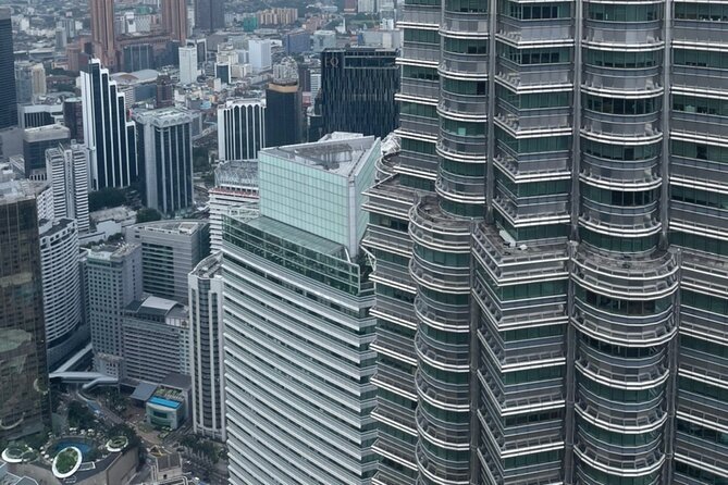 Kuala Lumpur Full Day City Tour with Petronas Twin Tower Tickets - Batu Caves brings a different Kuala Lumpur