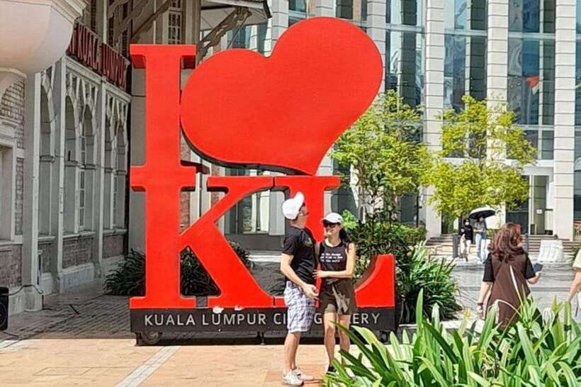 Kuala Lumpur: Full-Day Private City Highlights Tour - What your driver adds to the day
