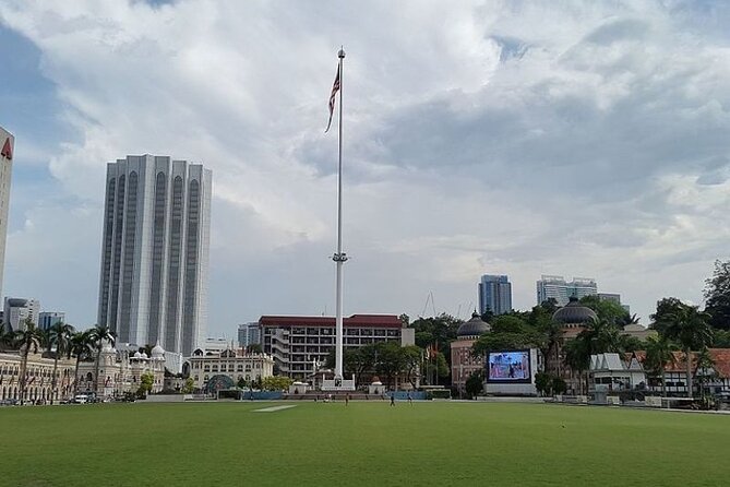 Kuala Lumpur Full Day Private Tour with 24 spots Of Wonders - What this Kuala Lumpur day is really designed to do