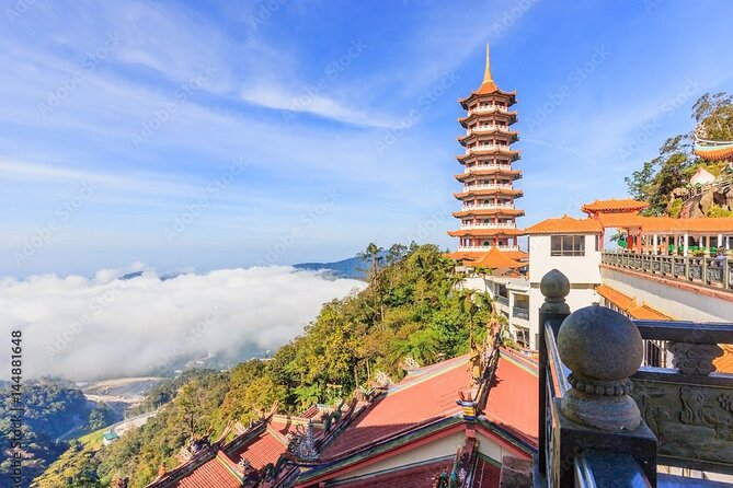 Kuala Lumpur (Genting Highlands 7.5 hours Private Tour) - A short outlet stop at Genting Highlands Premium Outlets