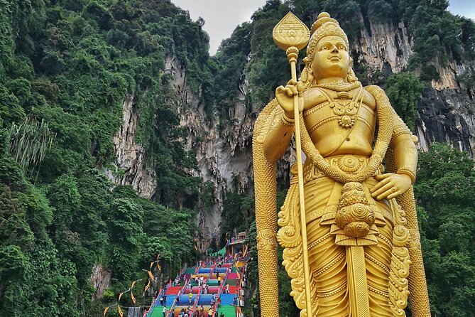 Kuala Lumpur Grand Full Day Guided Tour with 25 Attractions (SIC) - Merdeka Square and the old civic core