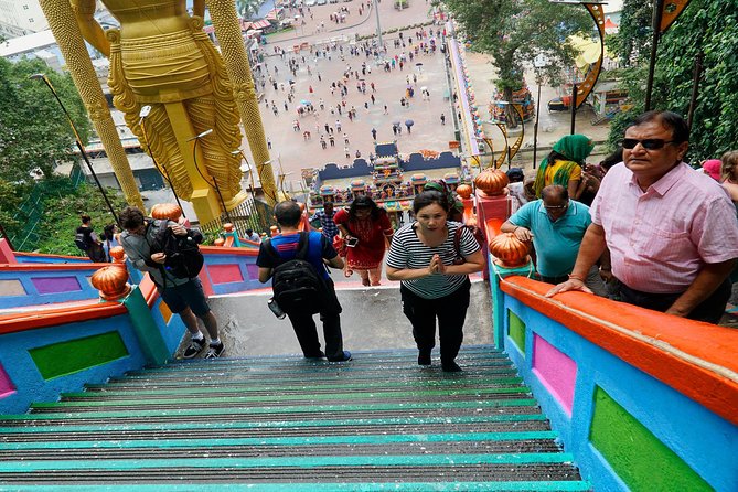 Kuala Lumpur Half Day Batu Caves And Cultural Group Tour - Petaling Street and Kuala Lumpur’s food culture